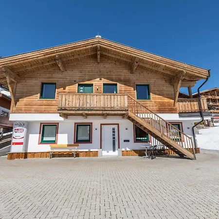 아파트 Sommer Hirsch Fuer 4 Personen