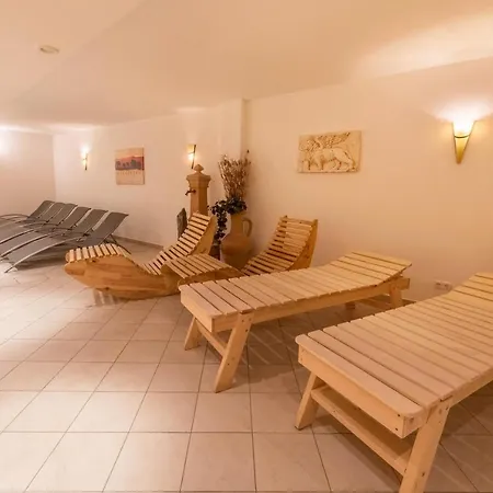 Sommer Hirsch Fuer 4 Personen *